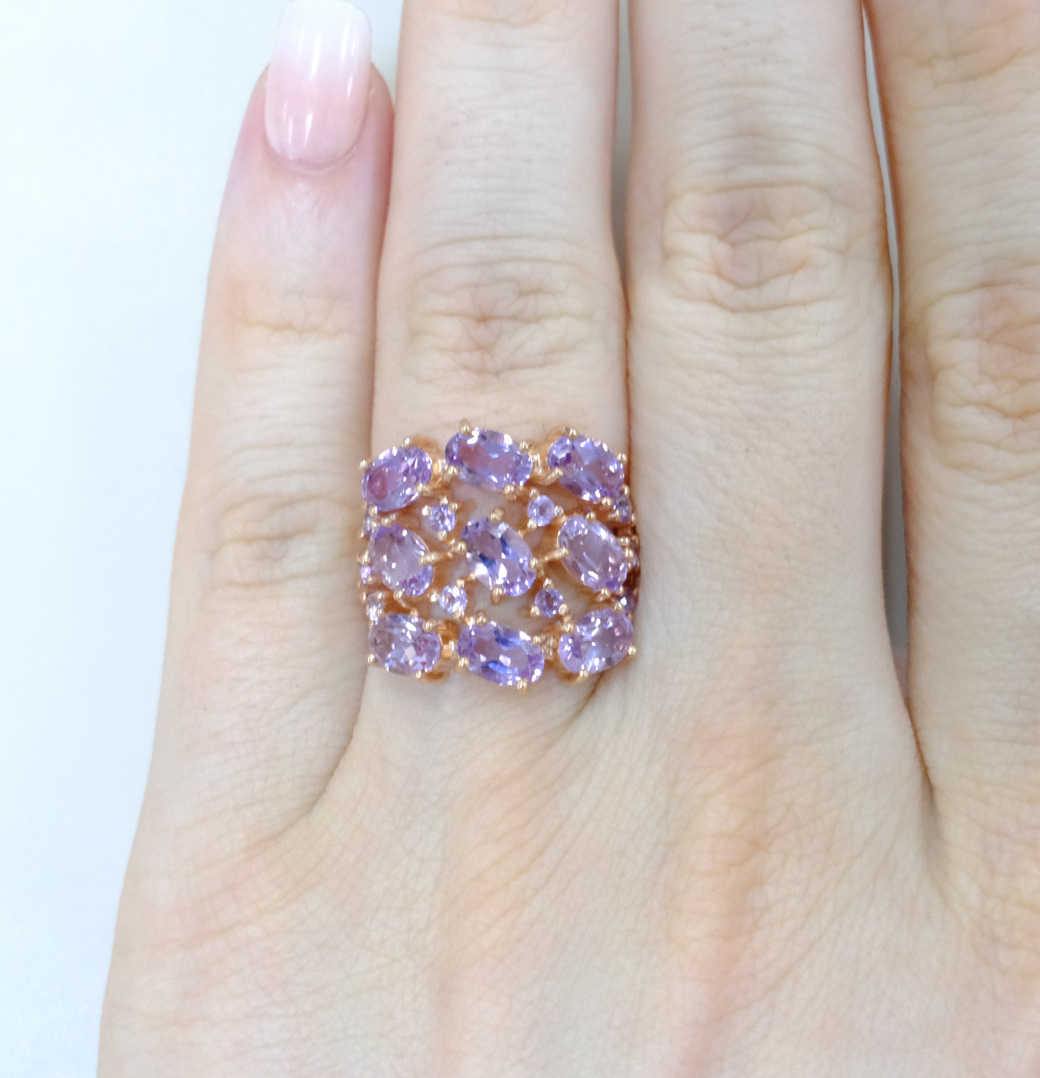 Серебряное кольцо с аметистами